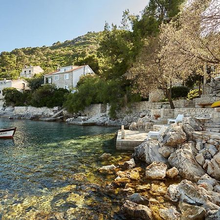 Mljet 2 You - Seafront Apartment 2+2 Sobra Esterno foto