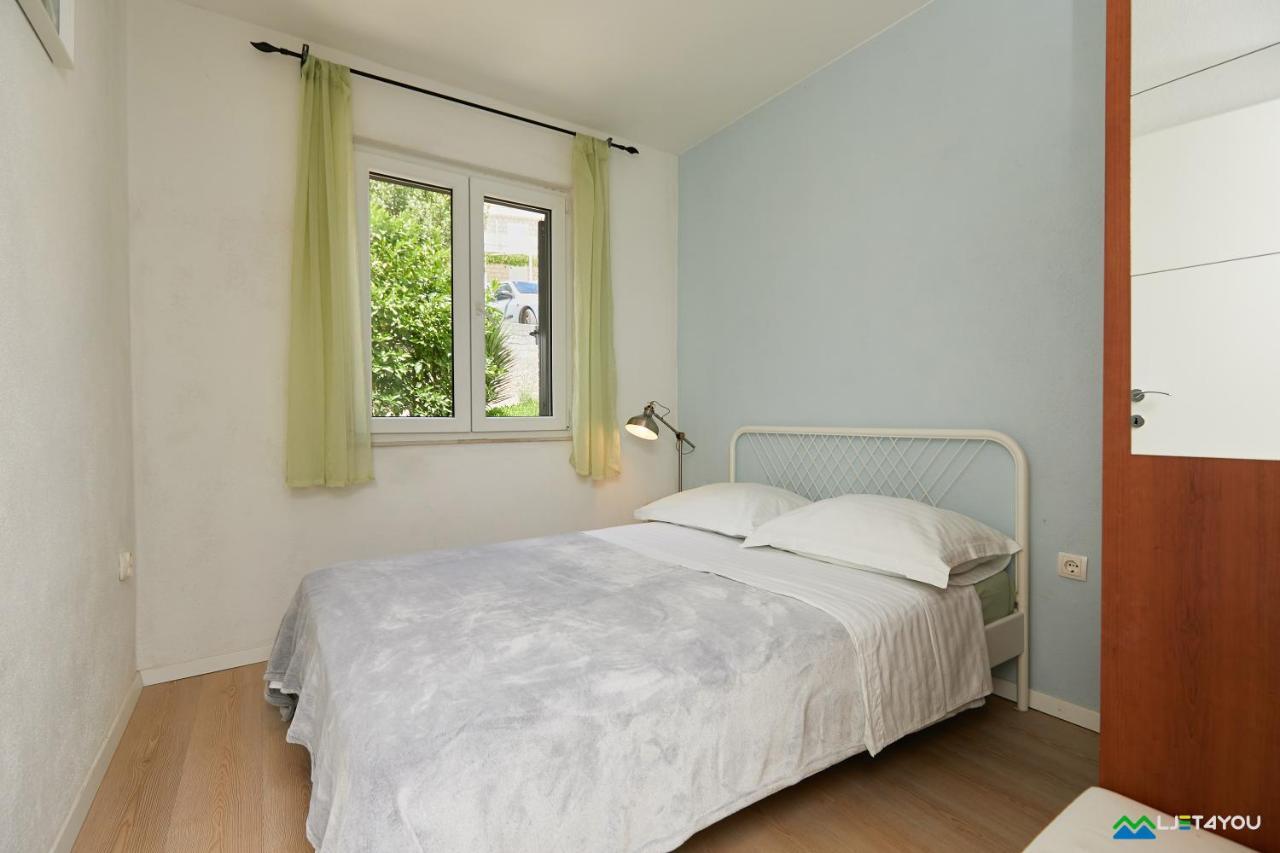 Mljet 2 You - Seafront Apartment 2+2 Sobra Esterno foto