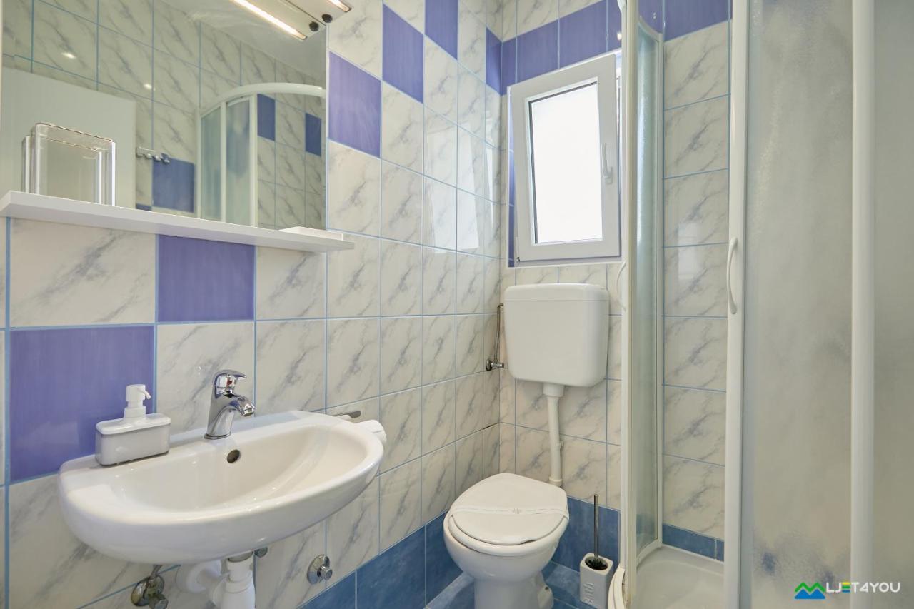 Mljet 2 You - Seafront Apartment 2+2 Sobra Esterno foto
