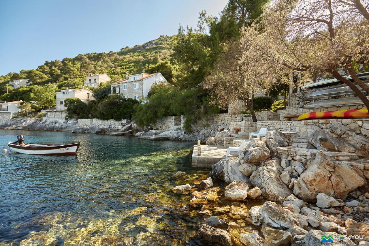Mljet 2 You - Seafront Apartment 2+2 Sobra Esterno foto